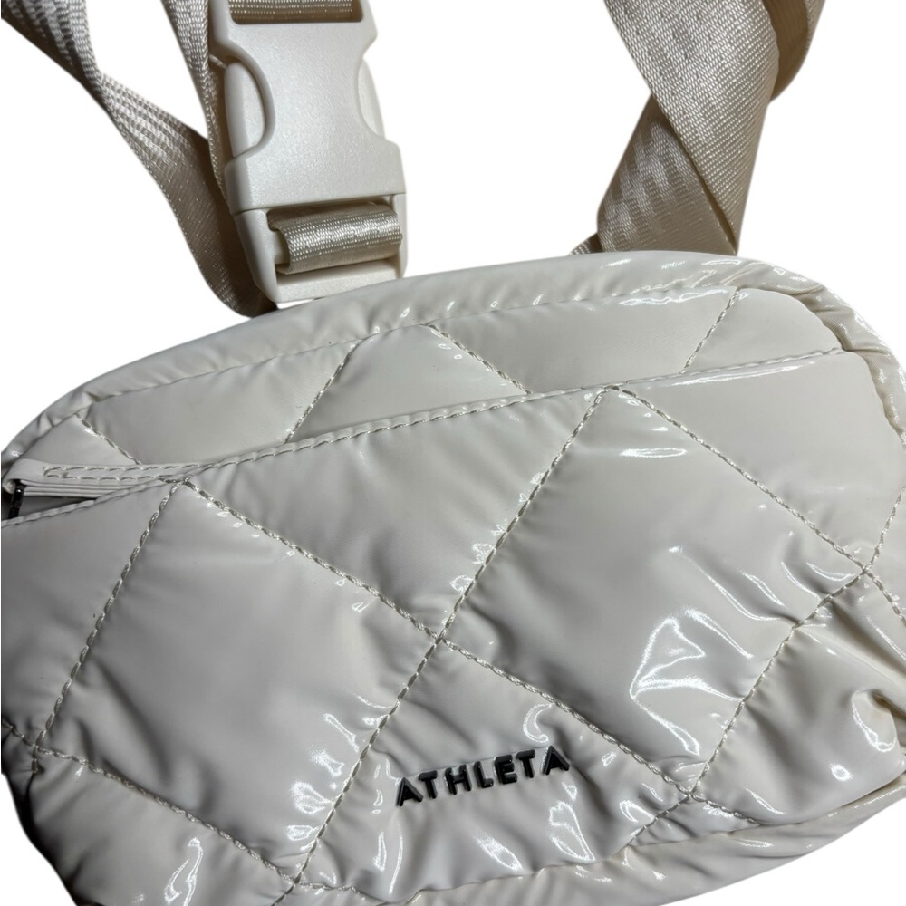 Athleta Quilted Belt Bag Cream Ivory Adjustable Strap Power of She - Picture 4 of 8